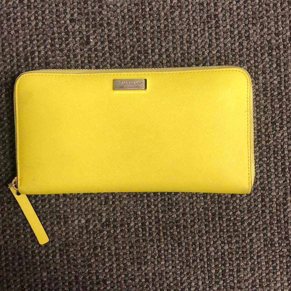 Kate Spade Neda Wallet
